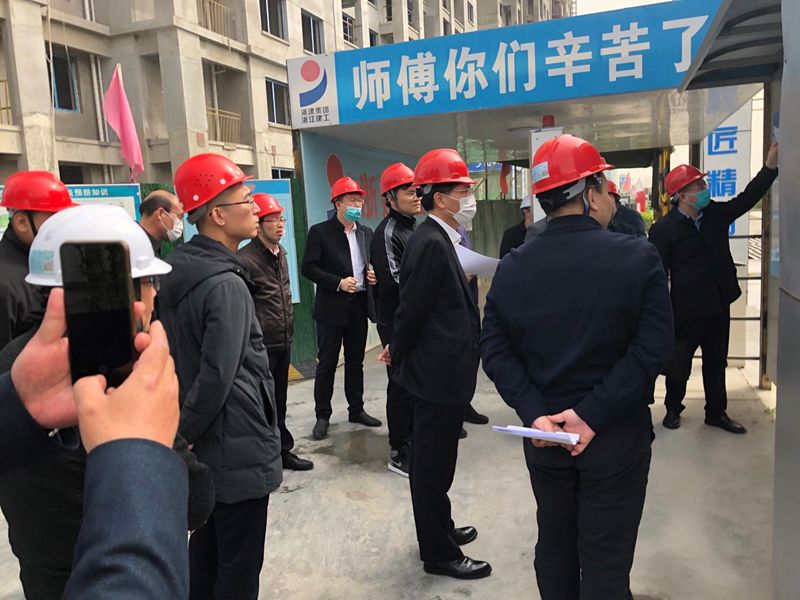 濟寧市委組織部領導赴濟寧華都栗景苑項目調(diào)研保障農(nóng)民工工資支付工作