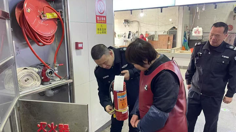 浦江農(nóng)批市場開展“問與答、學與用”消防安全主題活動